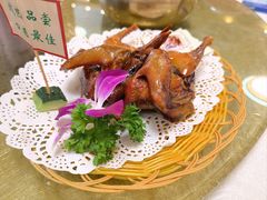-津津名菜馆(绝没分店)