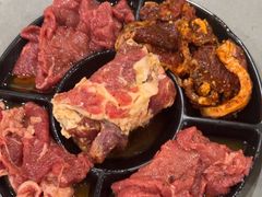 -啊美丽炭火烤肉(滑翔一店)
