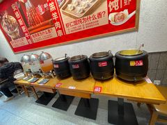 -南城香·饭香串香馄饨香(花园北路店)