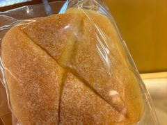 -天井·丑面包搭咖啡