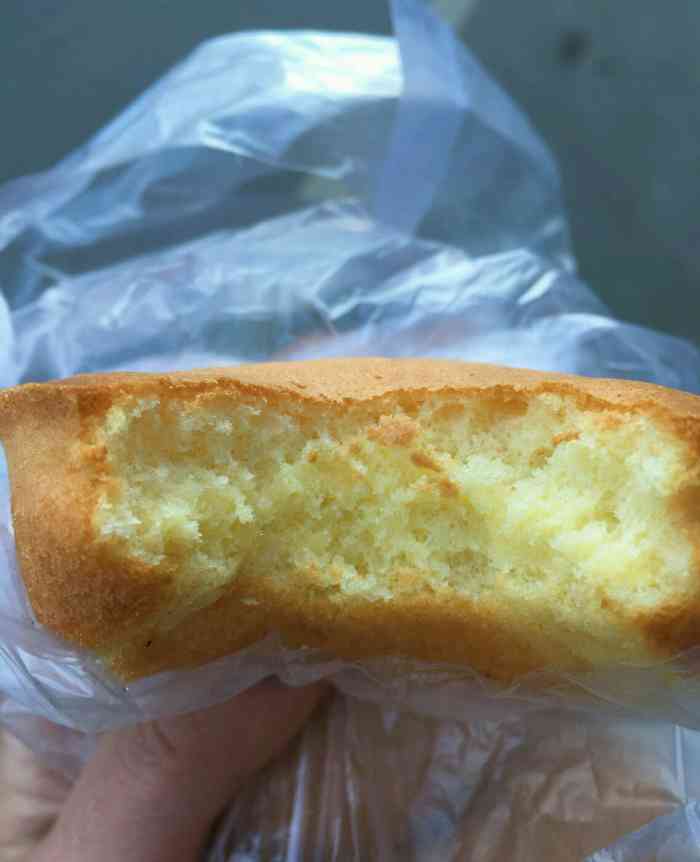 江南糯米蛋糕(小龙坎店)-"去社保局办事,正好看到这家店,不起眼,在.