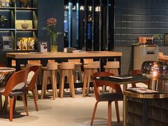 -The Coffee Academïcs(铜锣湾店)
