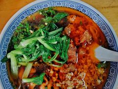 辣肉面-沪西老弄堂面馆(定西路店)