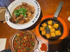 -徽三说·土徽菜·中国徽菜连锁品牌(一中店)