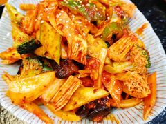 -臻牛烤肉