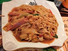 -喝丢一只鞋海鲜烧烤·海肠捞饭(东关街店)