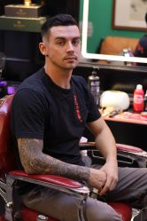 -鸿運 BARBER SHOP男士理发馆