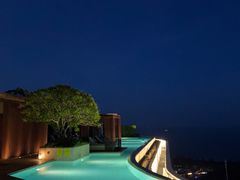 -瑰丽酒店·海吧·天际下午茶·现场DJ·天台酒吧