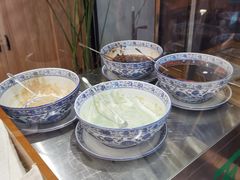 -穆芳阁兰州纯汤牛肉面(西安总店)