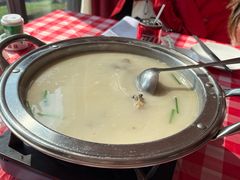 鮰鱼头鱼二吃奶汤-巴陵全鱼席(湖南老字号汴河街店 )