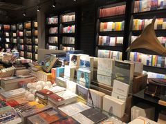 -阅西安新华书店(翠华南路店)