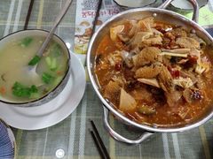 -天天向上素食餐厅(五台山店)
