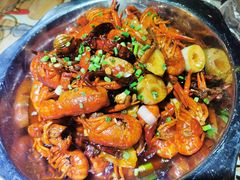 油焖大虾-美膳居川菜馆油焖大虾烧烤(卓刀泉店)