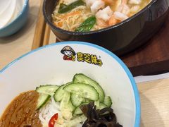 -灵芝妹子海鲜米线(凯德和平广场店)