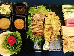 -伊带伊路新疆美食府(呼家楼店)