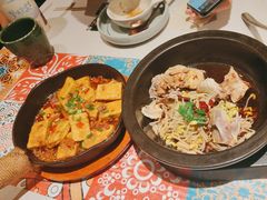 -云海肴·汽锅鸡·云南菜(天山百盛优客店)