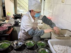 -正宗杨记普洱酸醋米线(总店)