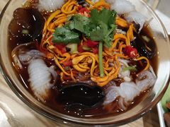 -小镇大厨新概念复合中餐厅(万达广场大连高新店)