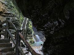 -华蓥山天意谷景区