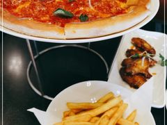 -WOLFGANG PUCK KITCHEN & BAR(迪士尼小镇店)