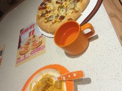 -必胜客(WOW阿罗海店)