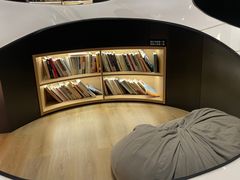 -涨巢·潮玩水疗局