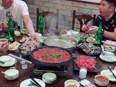 -乡土黄·鲜牛肉火锅·小龙虾(兴业街店)