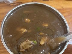 -丁红照水煎包胡辣汤
