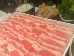 -鲜入唯煮·港式海鲜牛肉火锅(金宝街店)