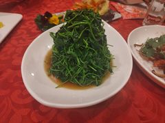 酒香草头-徐记私厨(半淞园路店)