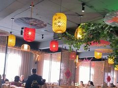 -头上红煨盐鸡·非遗院子餐厅