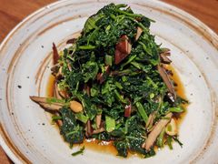 青年拌菜-青年公社烤鸭(宝杨宝龙广场店)