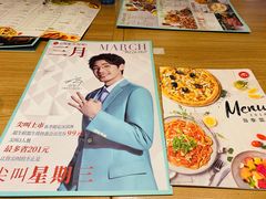 -必胜客(鼓楼店)