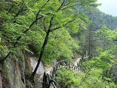 -罗田薄刀峰风景区