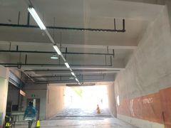 -悠方地下停车场