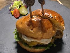 -HIGH FIVE哈福手工汉堡(桂林路店)