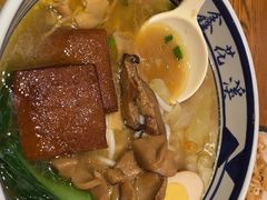 -鑫花溪牛肉米粉(印象水街都心荟店)