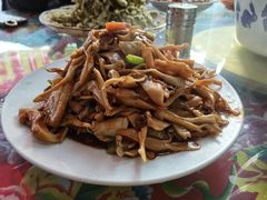 -何适山庄 ·可团建(水长城P2停车场店)