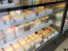 -红宝石·鲜奶小方(长阳店)