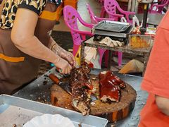 -黄记四更烤乳猪店