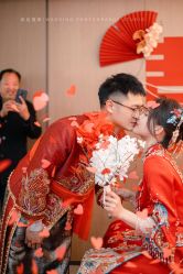 -LOVINA洛维娜婚纱礼服