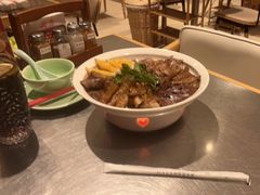 -潮界(LU·ONE凯德晶萃广场店)