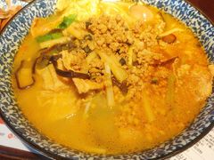 -粉家柳州螺蛳粉(杨宅路店)