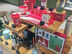 -星巴克(北京中关村北京国际店)