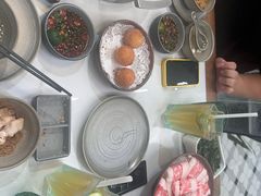 -喃喃椰·糟粕醋·椰子鸡火锅(七堡花园店)