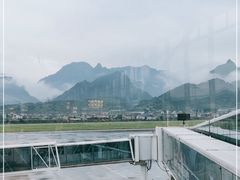 -张家界荷花国际机场