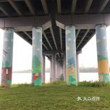 快中午时去了双江古镇，很有名的古镇