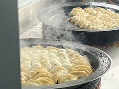 -黄阿姨锅贴大王(万航渡路店)