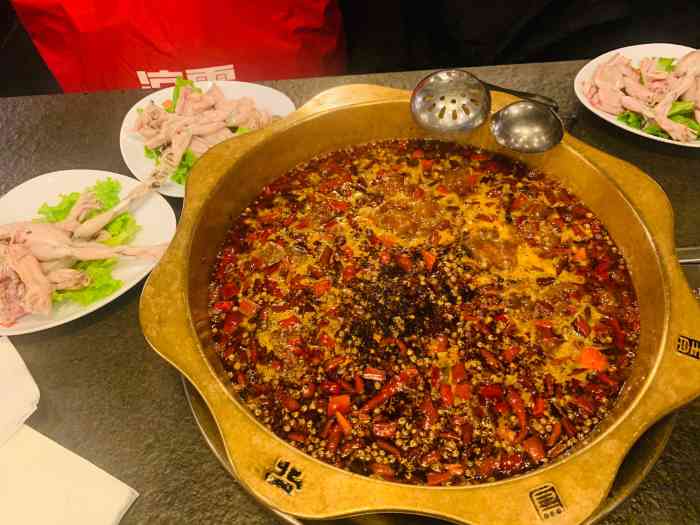 火凤凰重庆火锅东直门店