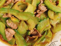 凉瓜牛肉-银峰农庄·特色烧鸡·鲜无花果浸鸡